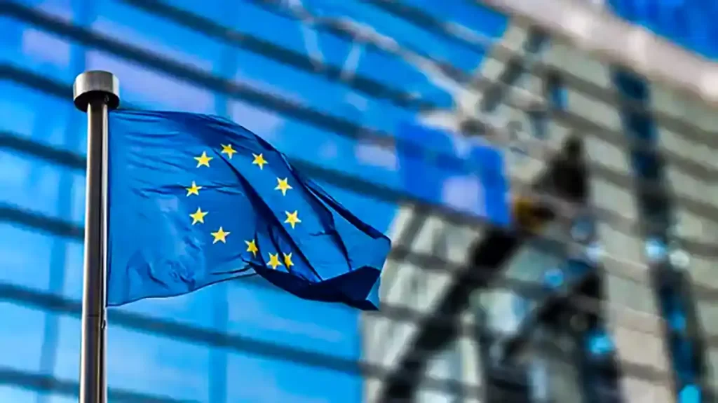 الاتحاد الأوروبي يصوّت الثلاثاء هل تُلغى رسوم الأمتعة المحمولة