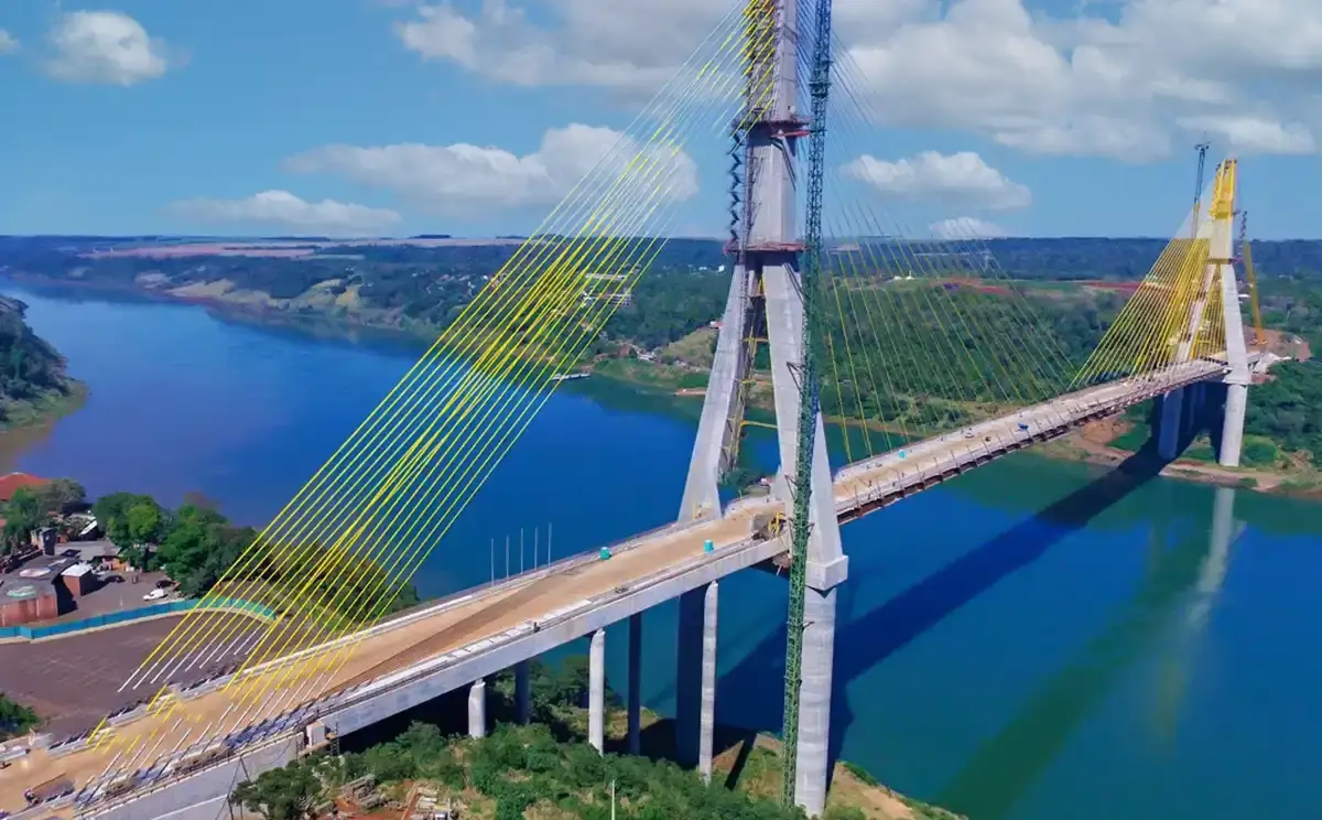 افتتاح جسر التكامل بين البرازيل والباراغواي